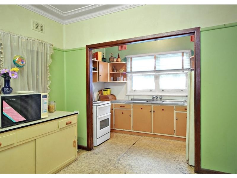 42 Second Avenue, Berala NSW 2141