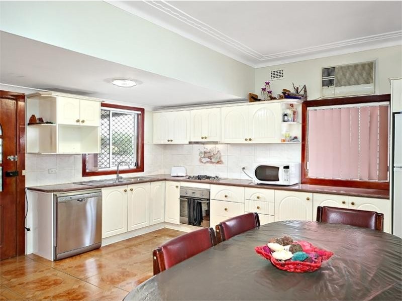 4 Frampton Street, Lidcombe NSW 2141