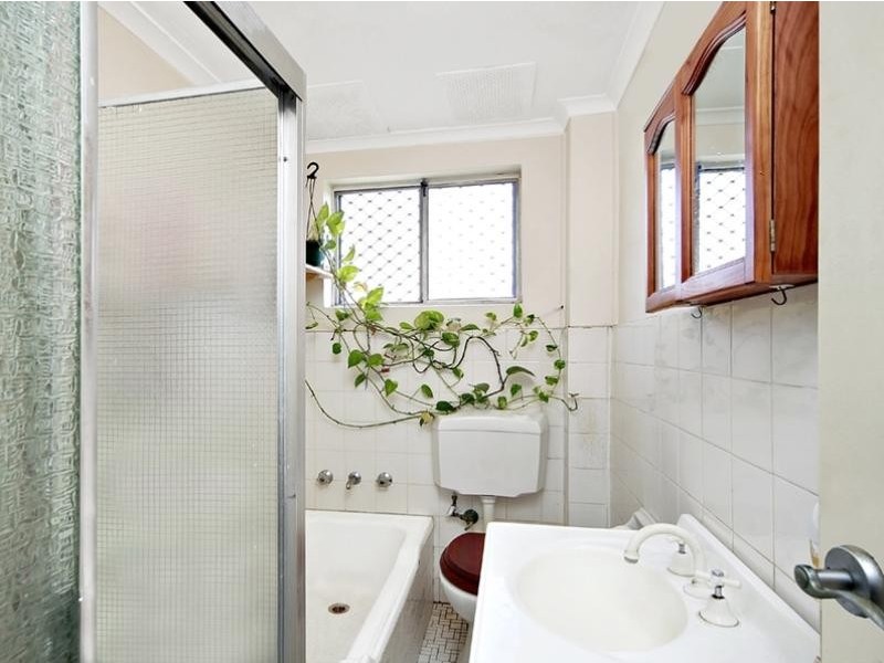 36 St Hilliers Road, Auburn NSW 2144