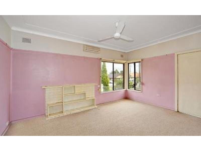 12 Gallipoli Street, Lidcombe NSW 2141