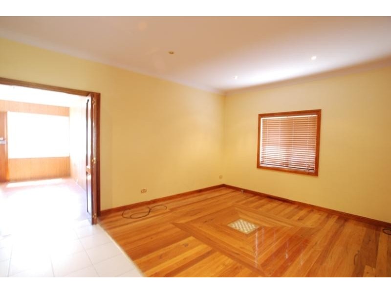 89 Amy Street, Regents Park NSW 2143