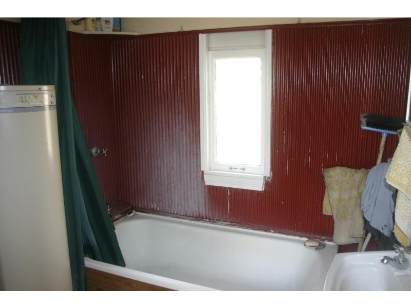 27 BRIDGE STREET, North Lismore NSW 2480