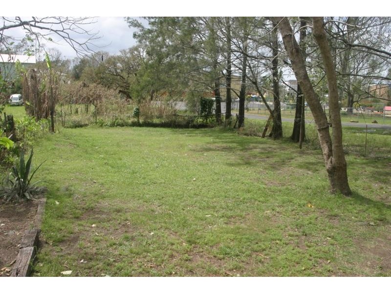 27 BRIDGE STREET, North Lismore NSW 2480