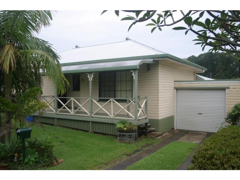 4 SPRING AVENUE, Goonellabah NSW 2480