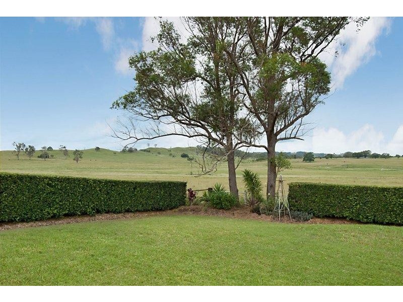 8 Figtree Lane, Mckees Hill NSW 2480
