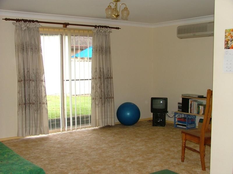 UNIT 2, 1 CARTER CRESCENT, Gloucester NSW 2422