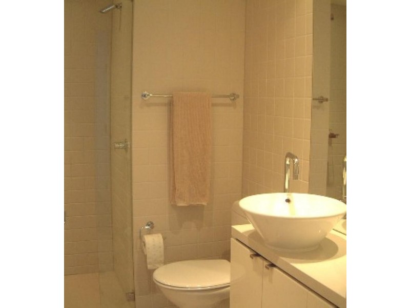 8 DISTILLERY DRIVE, Pyrmont NSW 2009