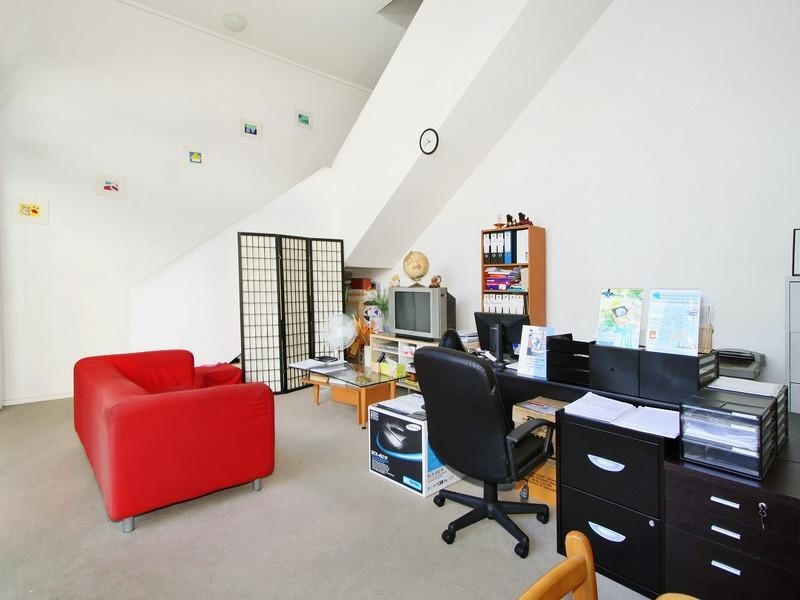 E101/2 Mandible Street, Alexandria NSW 2015