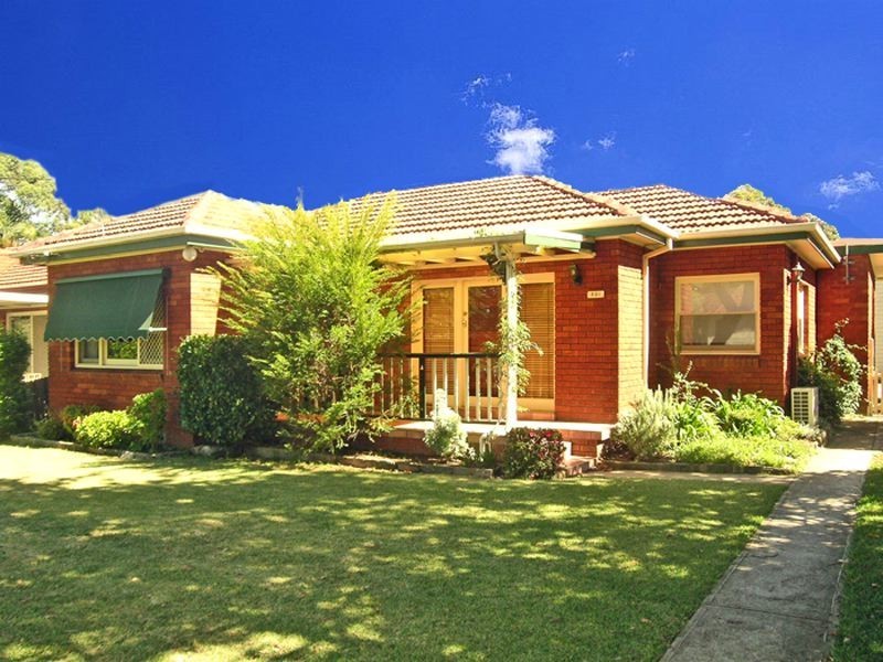 321 Taren Point Road, Caringbah NSW 2229