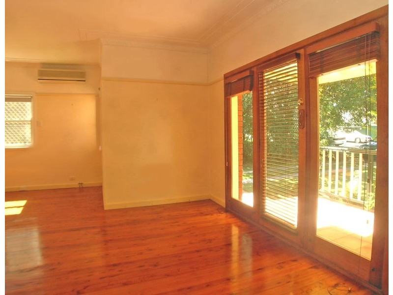 321 Taren Point Road, Caringbah NSW 2229