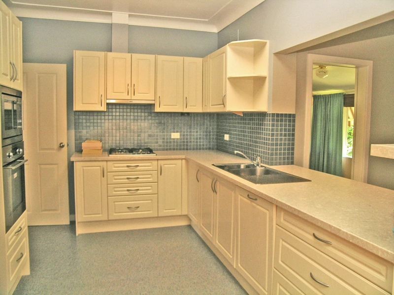 321 Taren Point Road, Caringbah NSW 2229