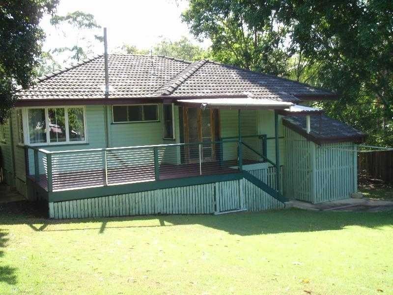 19 Falkirk Street, Stafford QLD 4053