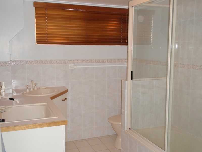 Unit/2/164 Stafford Road, Stafford QLD 4053