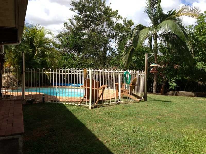 15 Daniel Drive, Albany Creek QLD 4035