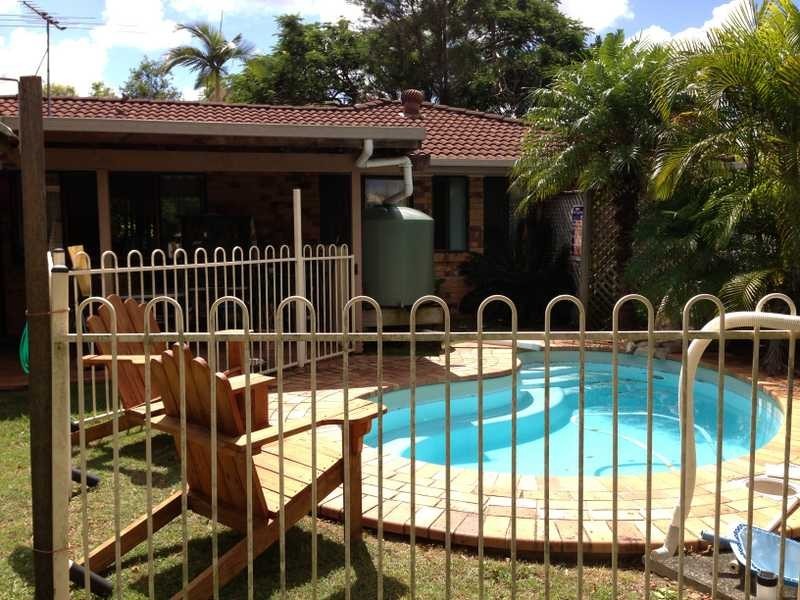 15 Daniel Drive, Albany Creek QLD 4035