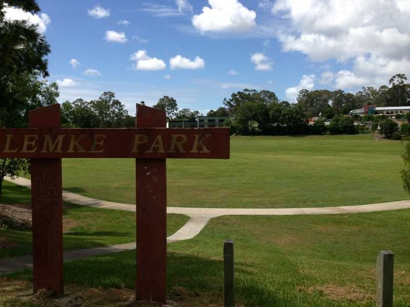 15 Daniel Drive, Albany Creek QLD 4035