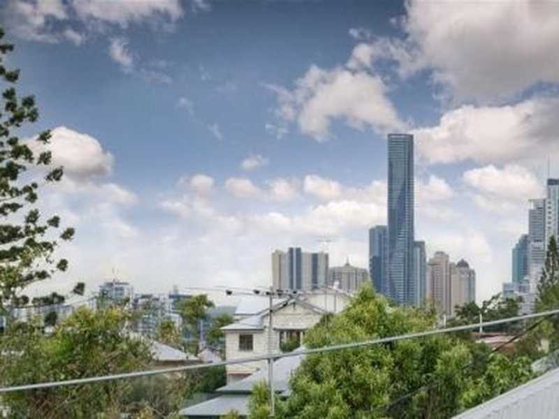 2/141 Stoneleigh Street, Lutwyche QLD 4030