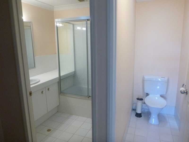 Unit/3/77 Stuckey Rd, Clayfield QLD 4011