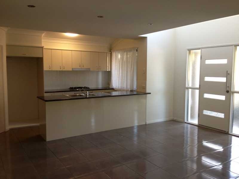 2/135 Nellie Street, Nundah QLD 4012