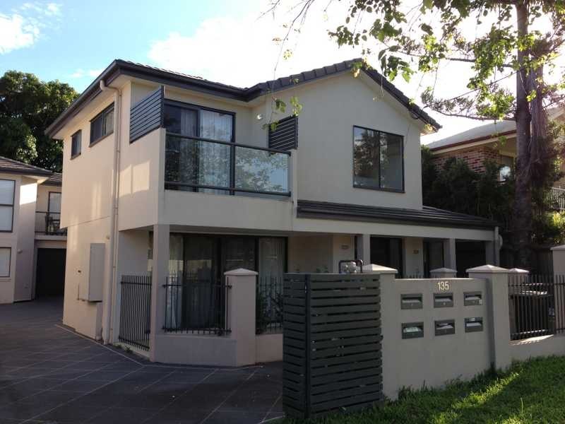 2/135 Nellie Street, Nundah QLD 4012