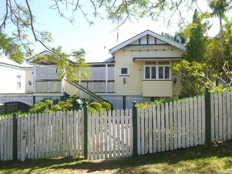 36-38 Lewis St, Clayfield QLD 4011