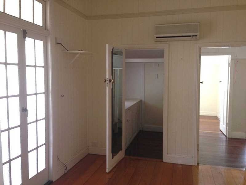 36-38 Lewis St, Clayfield QLD 4011