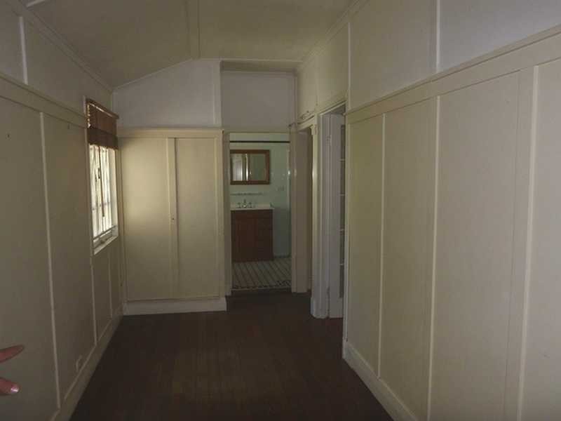 36-38 Lewis St, Clayfield QLD 4011