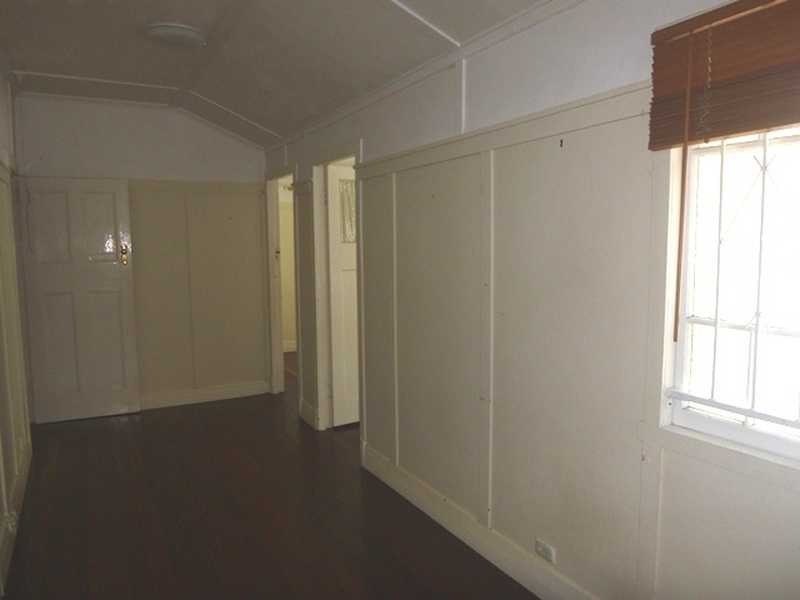 36-38 Lewis St, Clayfield QLD 4011