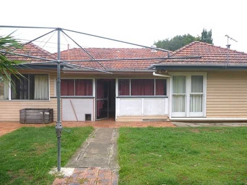 26 Rawson St, Wooloowin QLD 4030