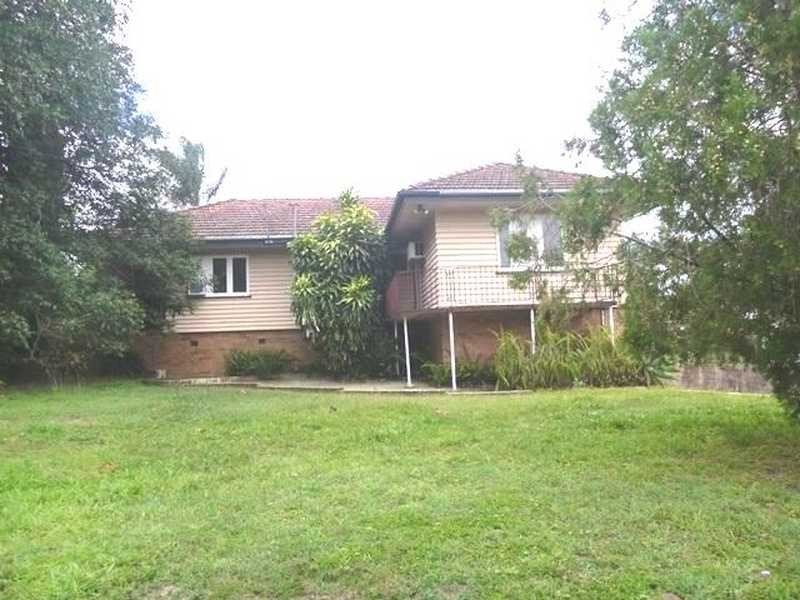 26 Rawson St, Wooloowin QLD 4030