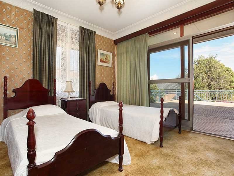 10 Hillhouse Street, Aspley QLD 4034