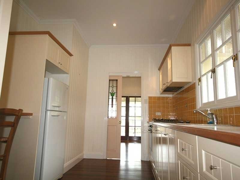 19 Cramond St, Wilston QLD 4051