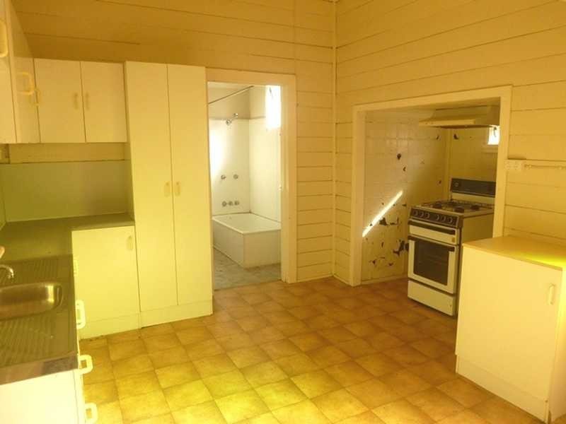 34 Thorrold St, Wooloowin QLD 4030