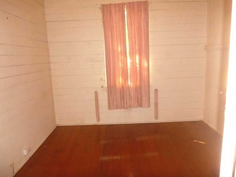 34 Thorrold St, Wooloowin QLD 4030