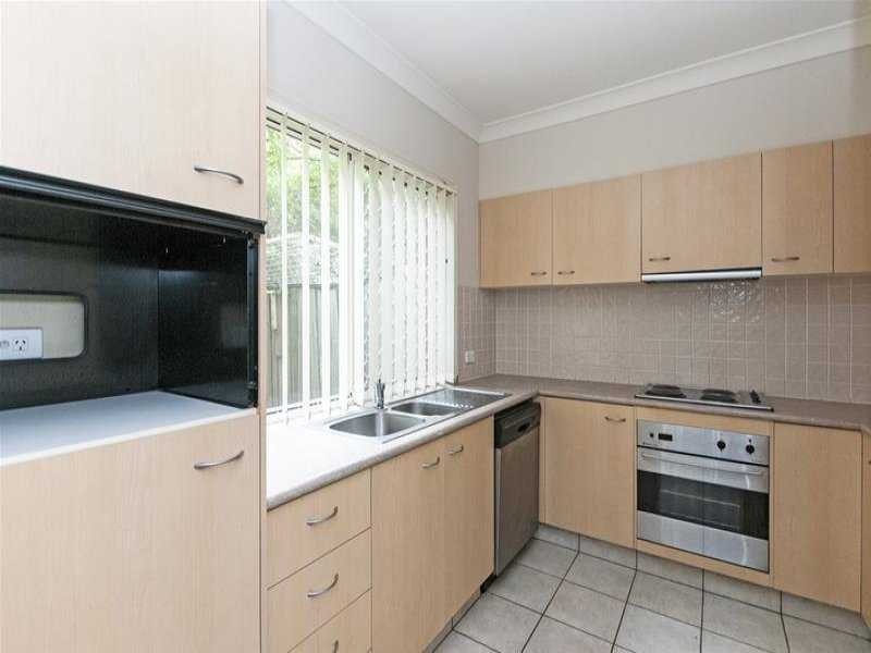 4/7 Stamford Street, Yeerongpilly QLD 4105