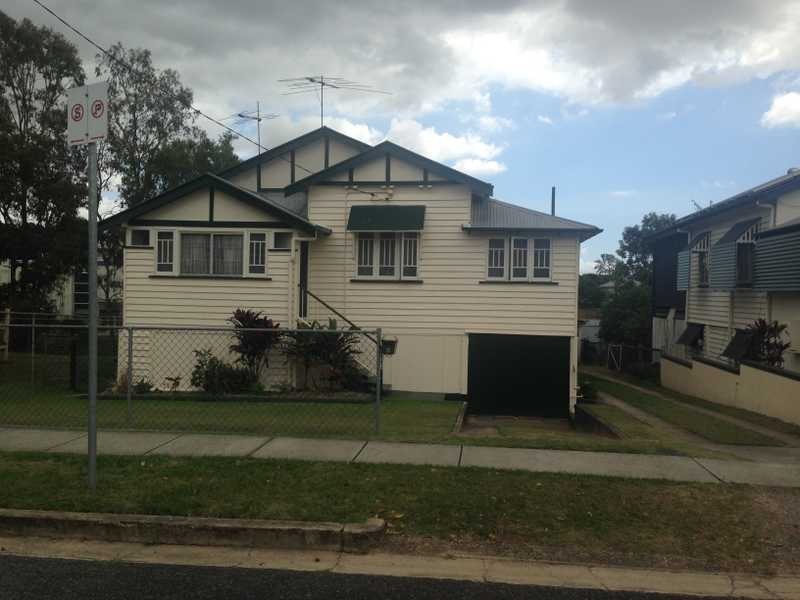 8 Oliver Street, Kedron QLD 4031