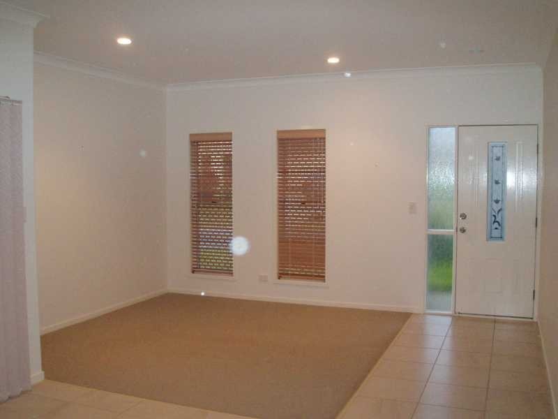 8 Neales Street, Murrumba Downs QLD 4503