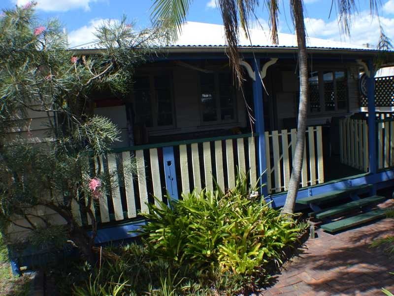 220 Hamilton Road, Wavell Heights QLD 4012