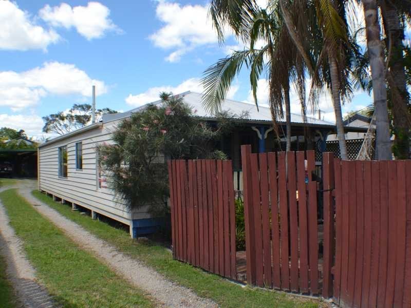 220 Hamilton Road, Wavell Heights QLD 4012