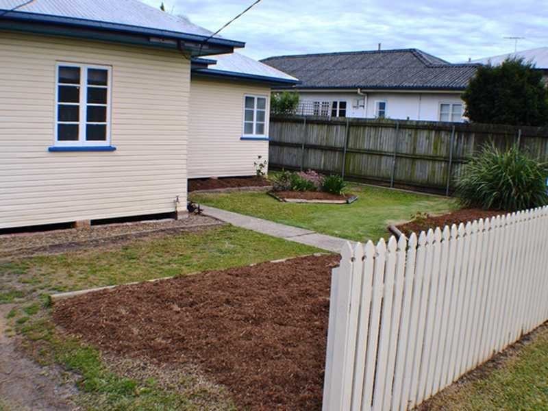 48 Edith St, Deagon QLD 4017