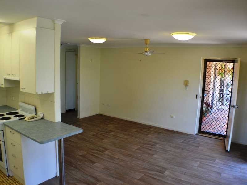 5/137 Prince Edward Parade, Scarborough QLD 4020