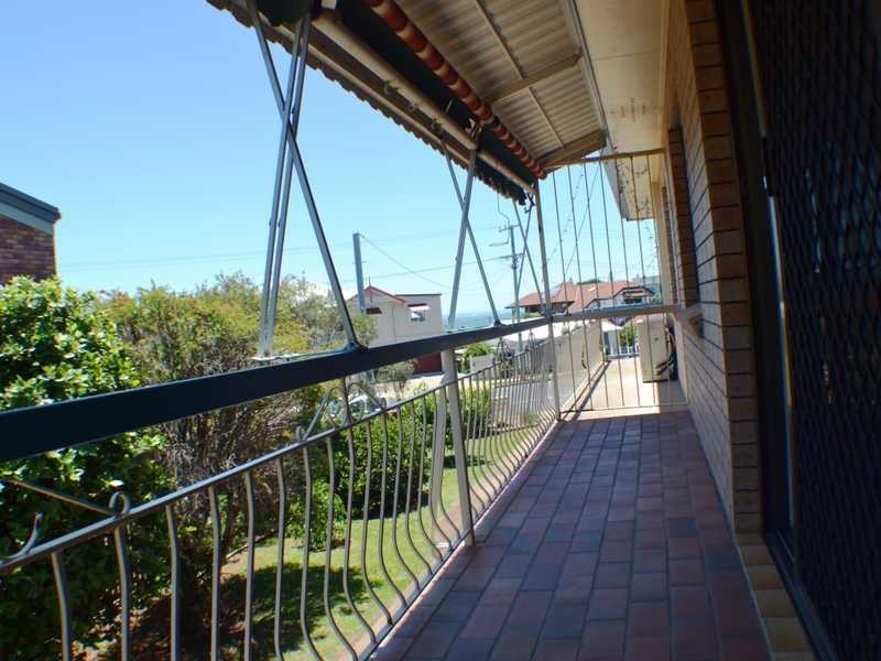 5/137 Prince Edward Parade, Scarborough QLD 4020