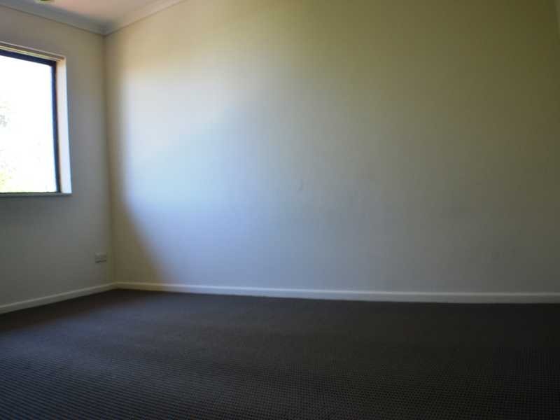 5/137 Prince Edward Parade, Scarborough QLD 4020
