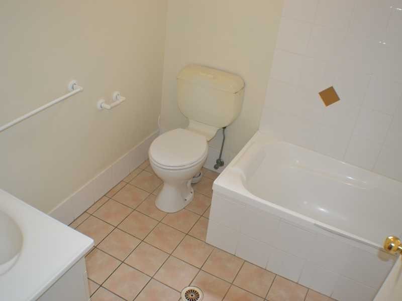 1/155 Flower Street, Northgate QLD 4013