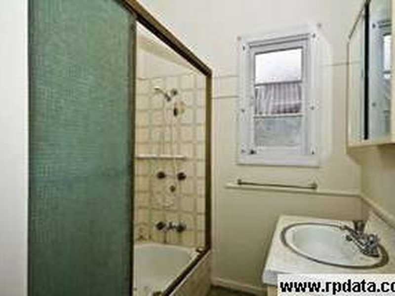 11 Gamelin Crescent, Stafford QLD 4053