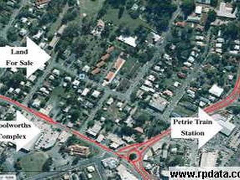 28 Young Street, Petrie QLD 4502