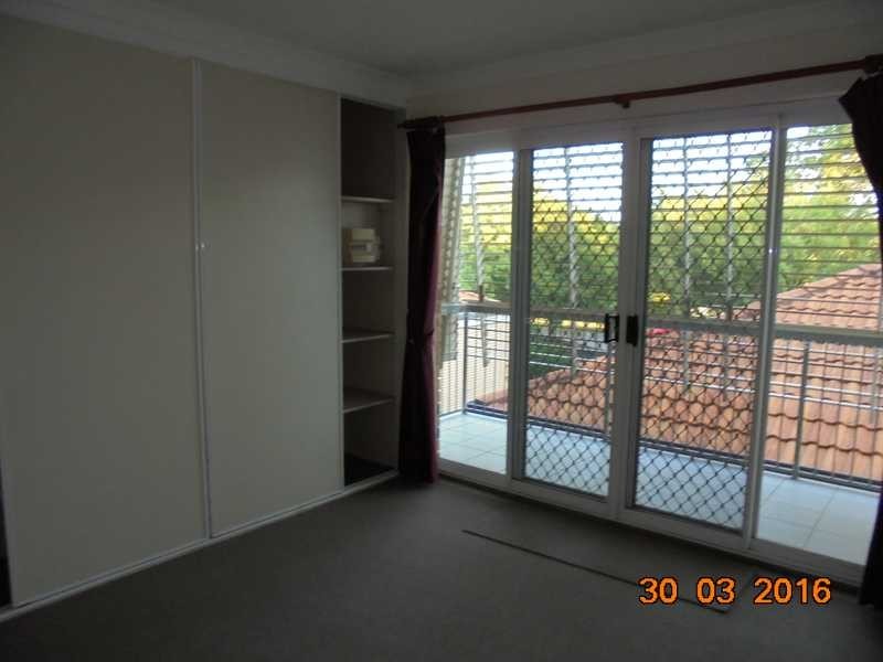 Unit 4/161 Allen Street, Hamilton QLD 4007