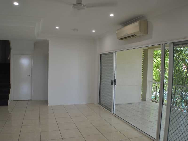 Unit 11/41 Racecourse Road, Hamilton QLD 4007