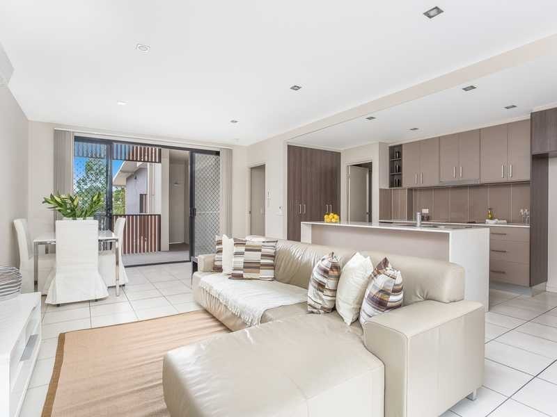 Unit 11/6-8 Lutana Street, Stafford QLD 4053