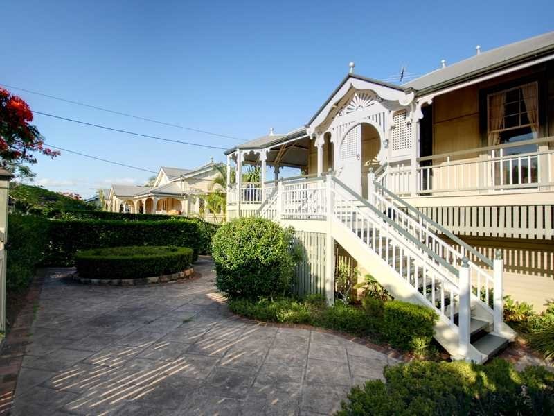 49 Charlton Street, Ascot QLD 4007